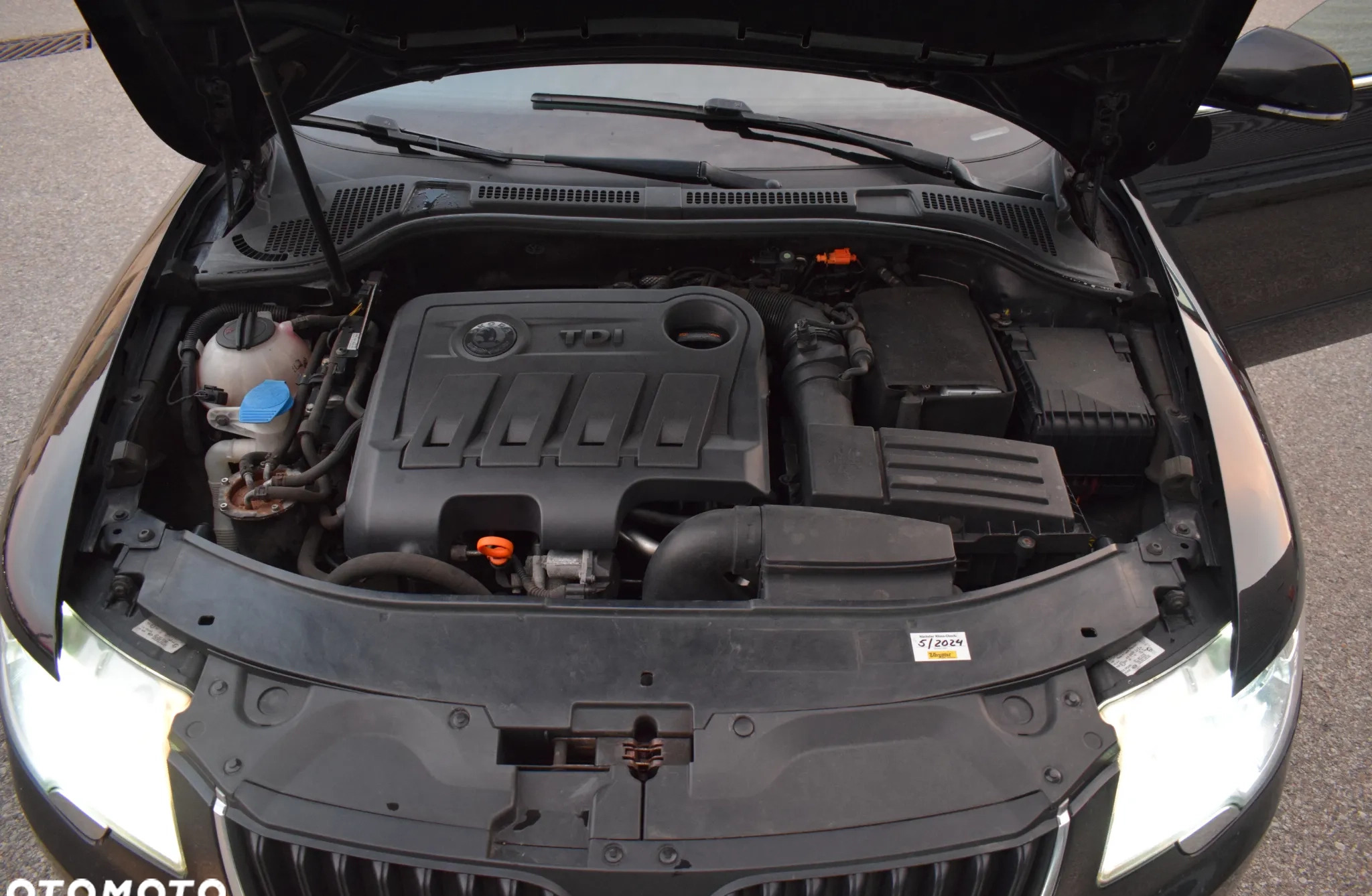 Skoda Superb cena 33900 przebieg: 243000, rok produkcji 2012 z Pruszcz Gdański małe 596